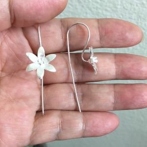 🖤NEW Flower earrings